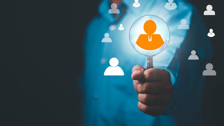 Lee más sobre el artículo Gestión del entrenamiento del personal. Un importante recurso para asegurar el correcto desarrollo de las actividades en entornos regulados.