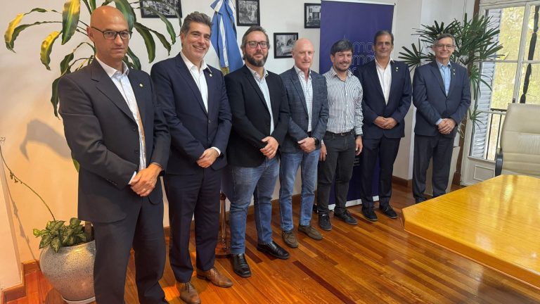 Lee más sobre el artículo SAFYBI y ANMAT impulsan una agenda conjunta para fortalecer la Industria Farmacéutica y Biotecnológica en 2026